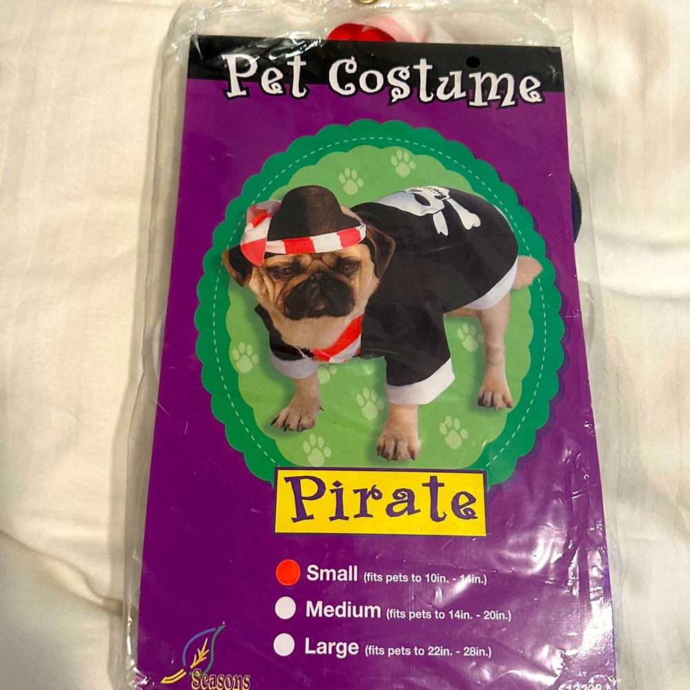 Small dog pirate costume